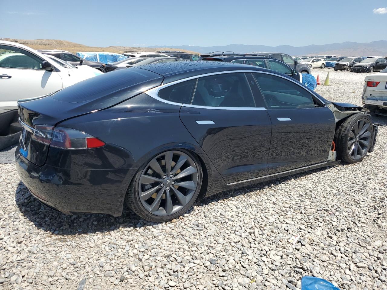 2017 Tesla Model S VIN: 5YJSA1E23HF203001 Lot: 62503205