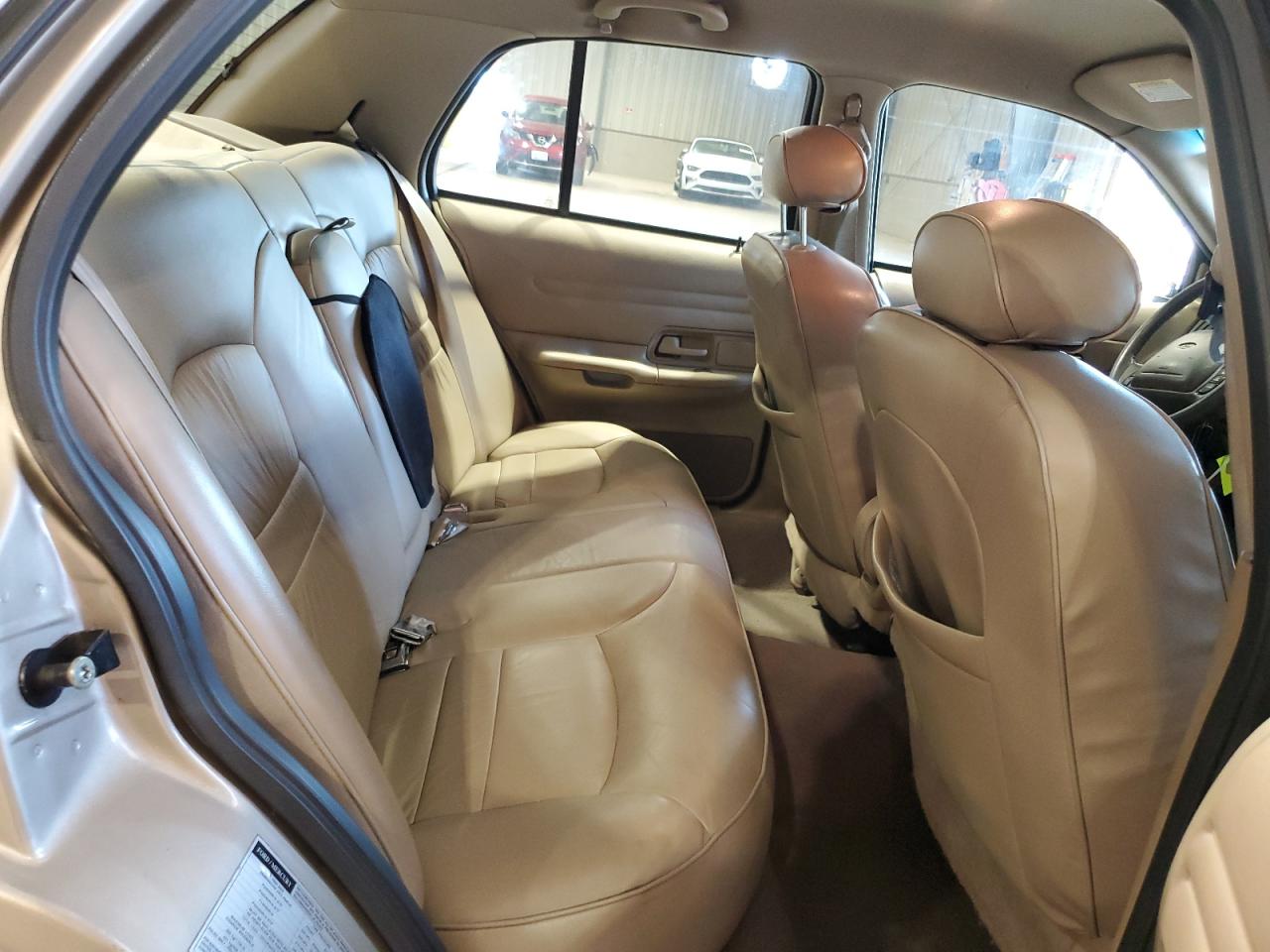 2000 Ford Crown Victoria Lx VIN: 2FAFP74W3YX211676 Lot: 62154725