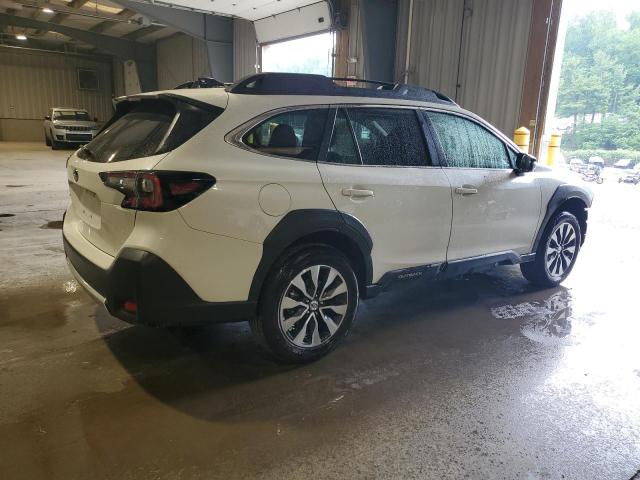  SUBARU OUTBACK 2024 Biały