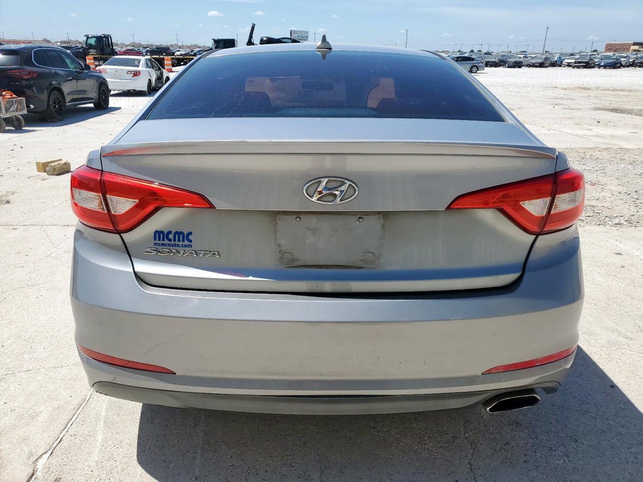 2015 Hyundai Sonata Se VIN: 5NPE24AF9FH039823 Lot: 62842575