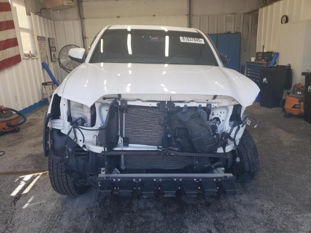  TOYOTA TACOMA 2017 Biały