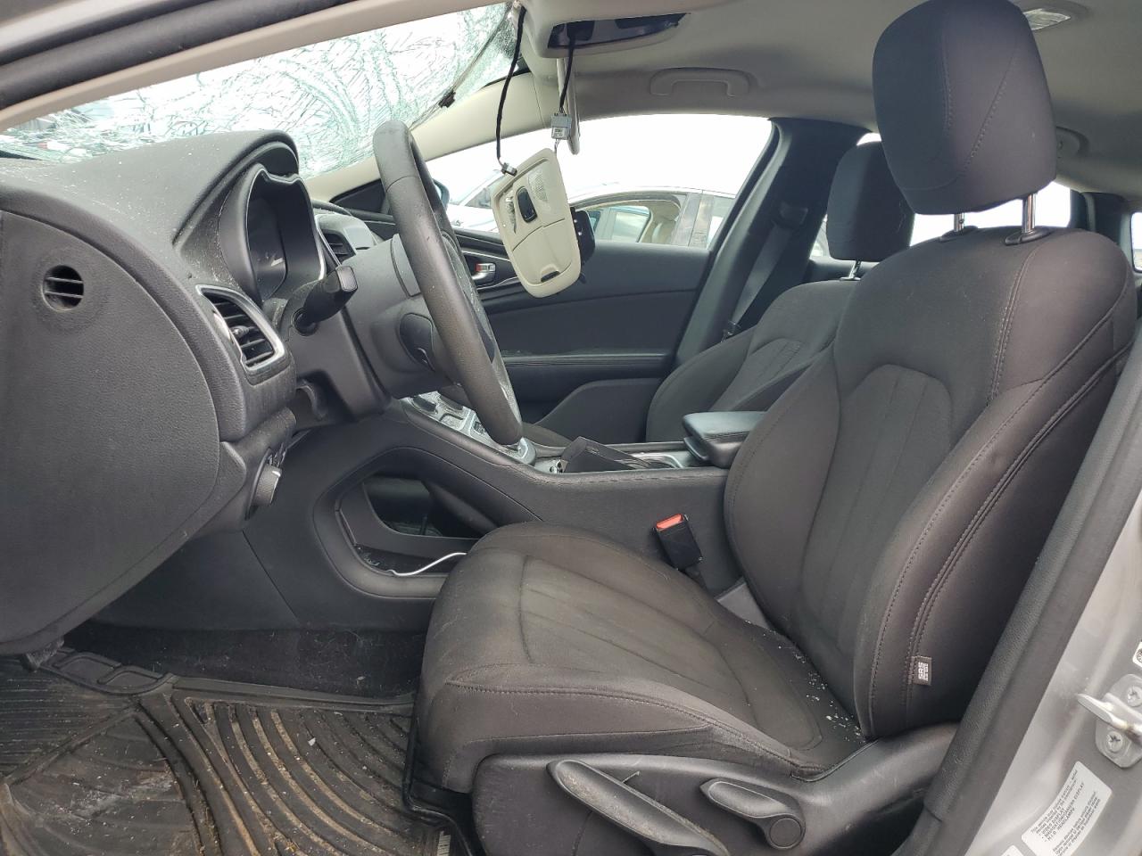 2015 Chrysler 200 Limited VIN: 1C3CCCAB8FN702167 Lot: 62459915