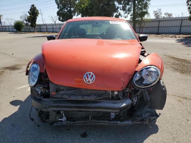  VOLKSWAGEN BEETLE 2018 Orange