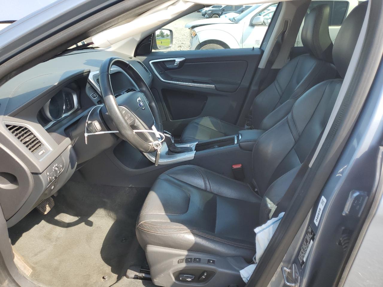 2017 Volvo Xc60 T5 Dynamic VIN: YV440MRR8H2168850 Lot: 61555725