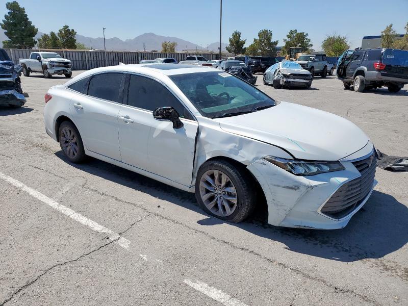  TOYOTA AVALON 2019 Білий