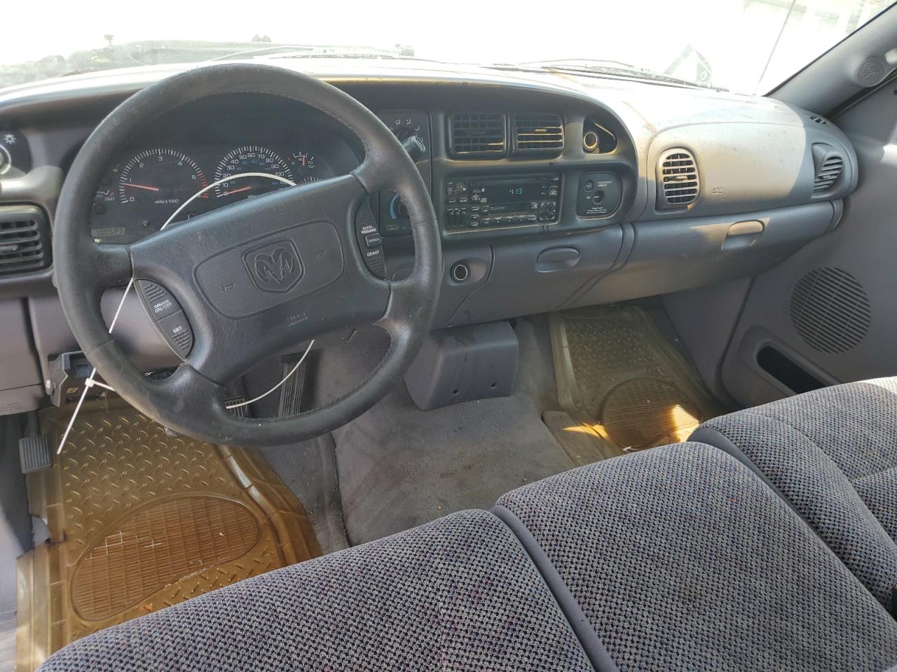 1998 Dodge Ram 1500 VIN: 3B7HC13Z5WG217865 Lot: 59814165