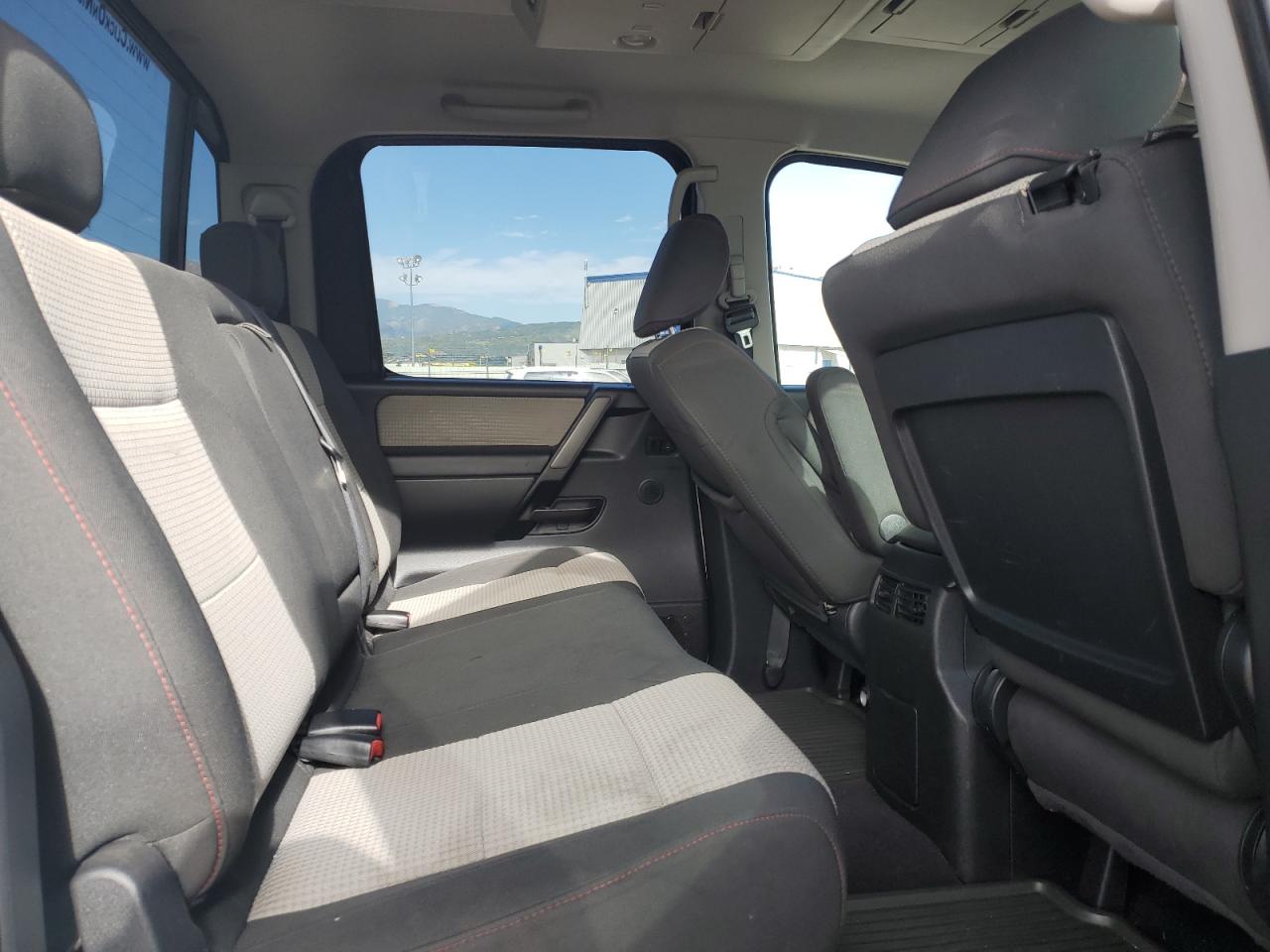 2011 Nissan Titan S VIN: 1N6BA0EC4BN318053 Lot: 61825245
