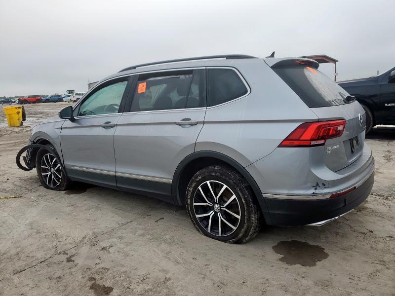  VOLKSWAGEN TIGUAN 2021 Серебристый