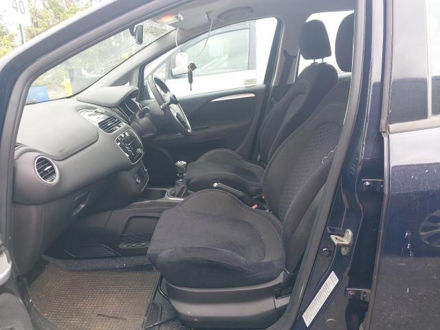 2015 FIAT PUNTO EASY 
