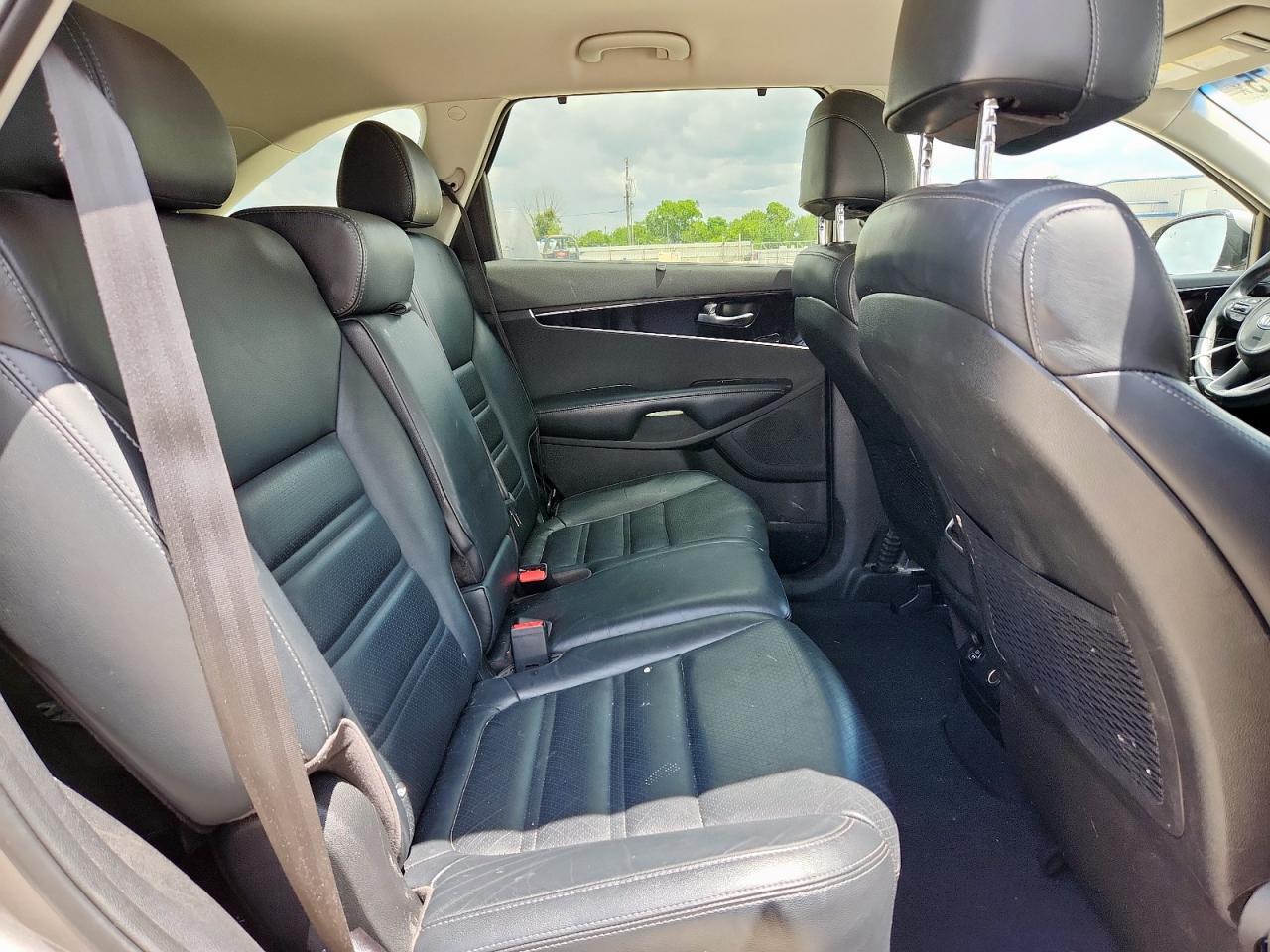 KIA SORENTO 2017 VIN 5XYPH4A58HG325168 photo 11