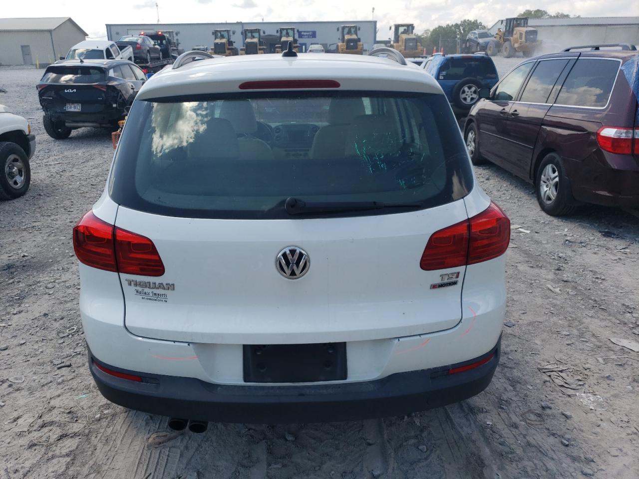 2017 Volkswagen Tiguan S VIN: WVGBV7AXXHK009668 Lot: 62877875