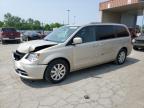 2014 Chrysler Town & Country Touring   продається в Fort Wayne, IN - Front End