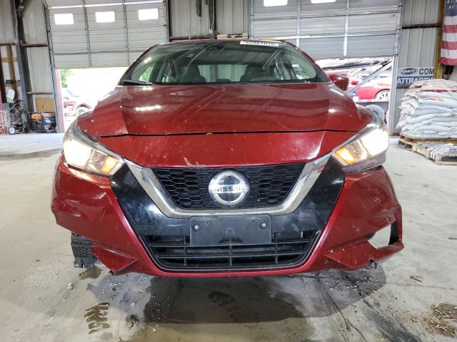  NISSAN VERSA 2022 Czerwony