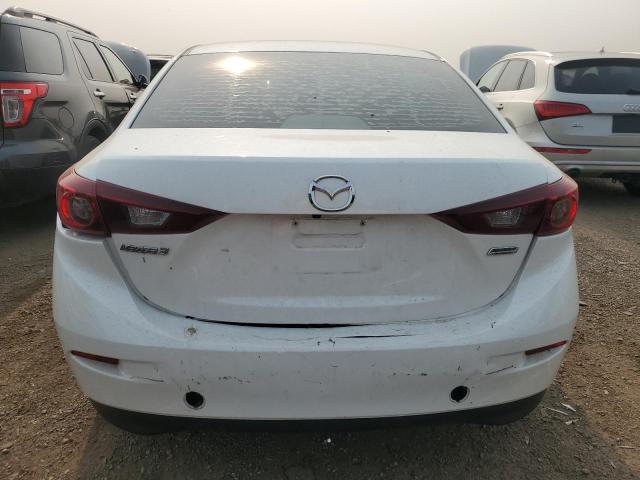  MAZDA 3 2017 White