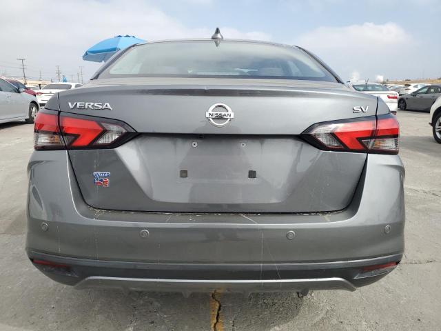  NISSAN VERSA 2022 Silver