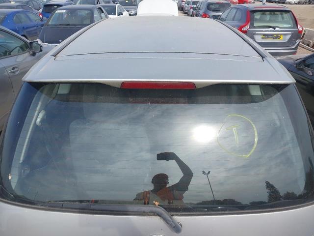 2006 TOYOTA PREVIA T2