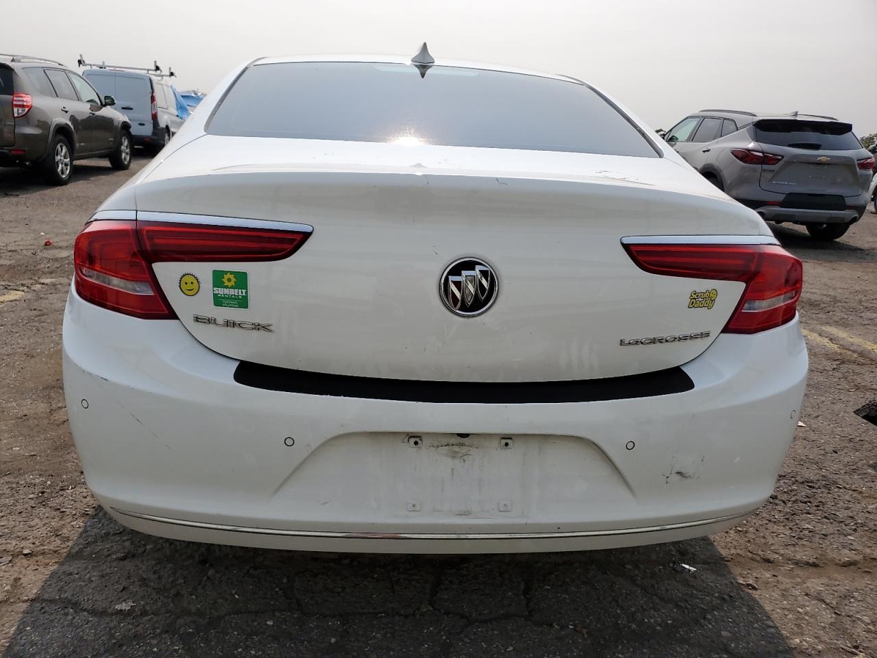 2018 Buick Lacrosse Essence VIN: 1G4ZP5SZ8JU135843 Lot: 59079645