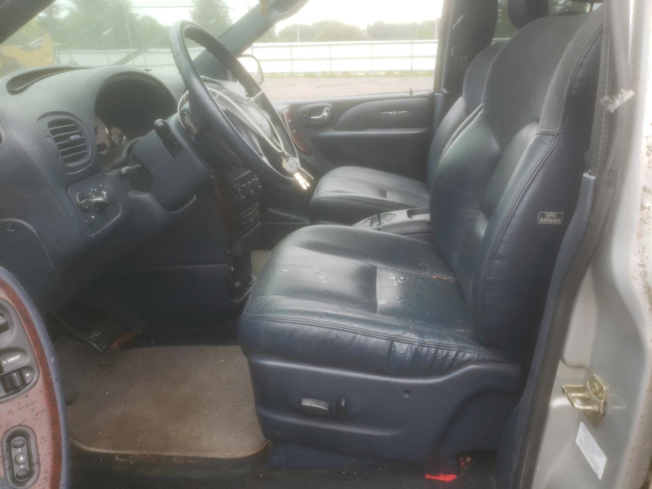 2003 Chrysler Town & Country Limited VIN: 2C8GT64L73R104023 Lot: 61321575