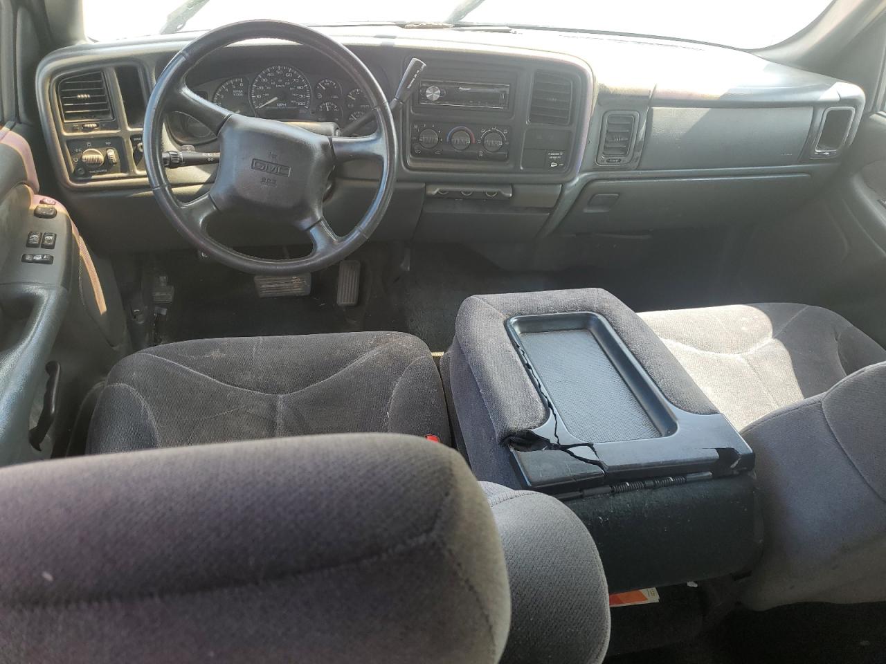 2001 GMC New Sierra C1500 VIN: 2GTEC19V211337003 Lot: 57173605