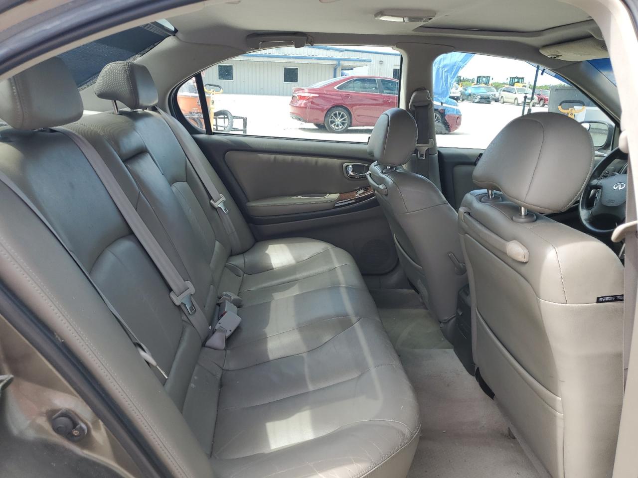 2001 Infiniti I30 VIN: JNKCA31A01T040614 Lot: 62544625