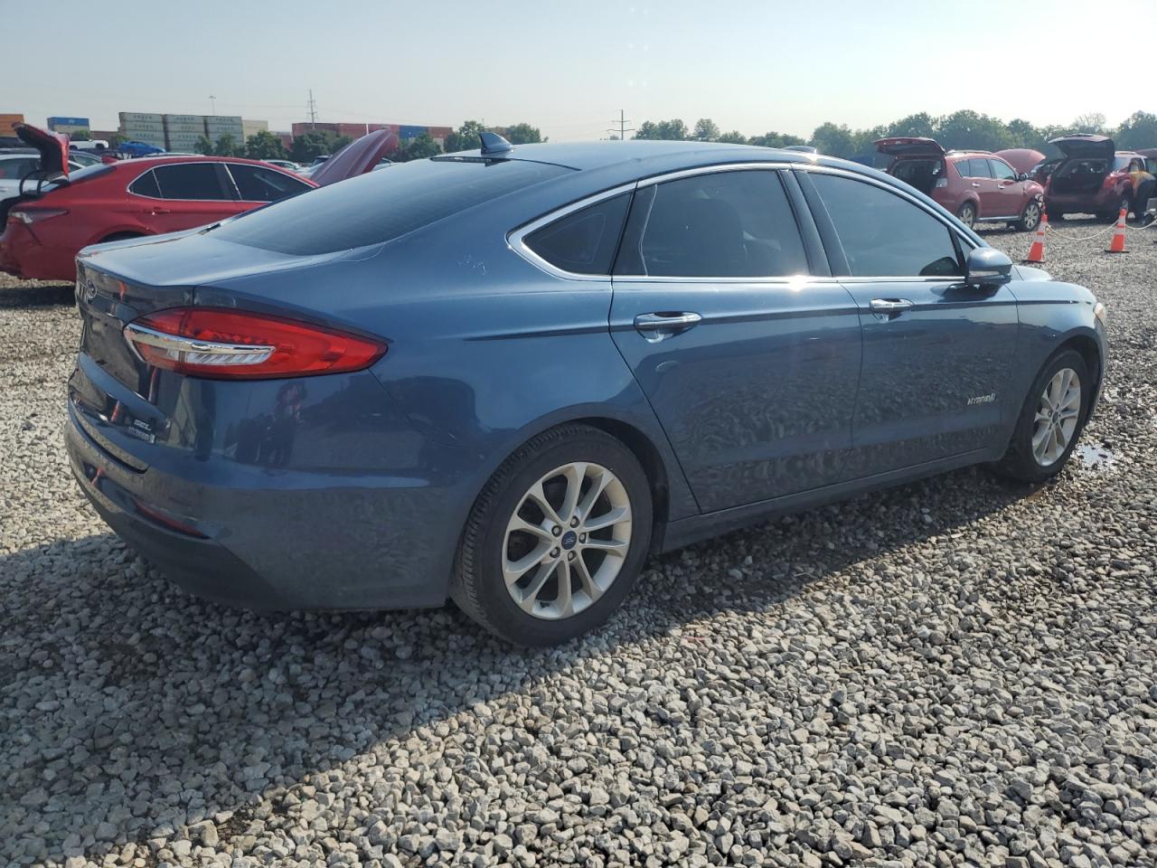 FORD FUSION 2019 VIN 3FA6P0MU4KR138281 zdjęcie 3