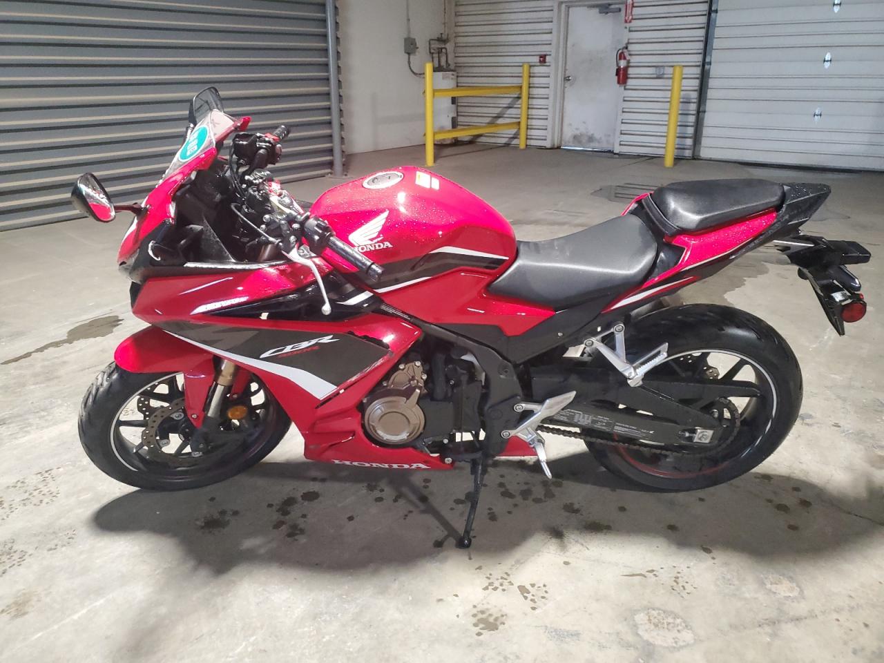HONDA CBR CYCLE 2023 VIN MLHPC6256P5400687 фото 3