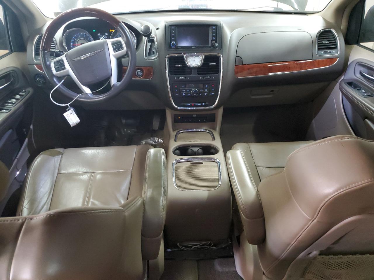 2015 Chrysler Town & Country Limited Platinum VIN: 2C4RC1GG8FR590776 Lot: 59756945
