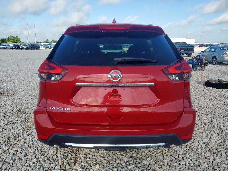  NISSAN ROGUE 2017 Czerwony