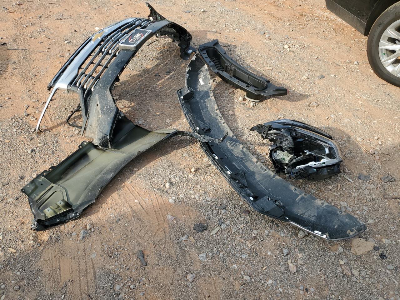 2025 Chevrolet Suburban C1500 Premier VIN: 1GNS5FRD9SR240298 Lot: 59468315