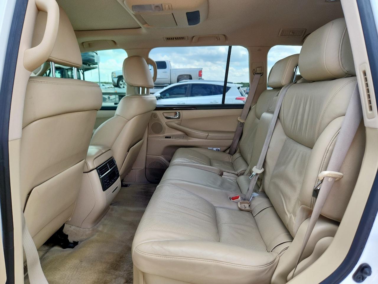 2010 Lexus Lx 570 VIN: JTJHY7AX8A4049812 Lot: 62367225