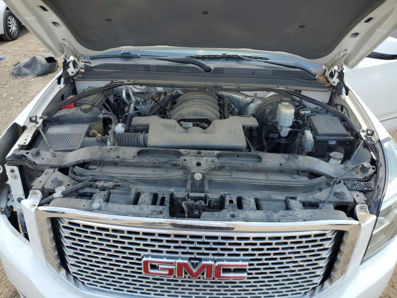 GMC YUKON 2015 VIN 1GKS2JKJXFR287127 фото 12
