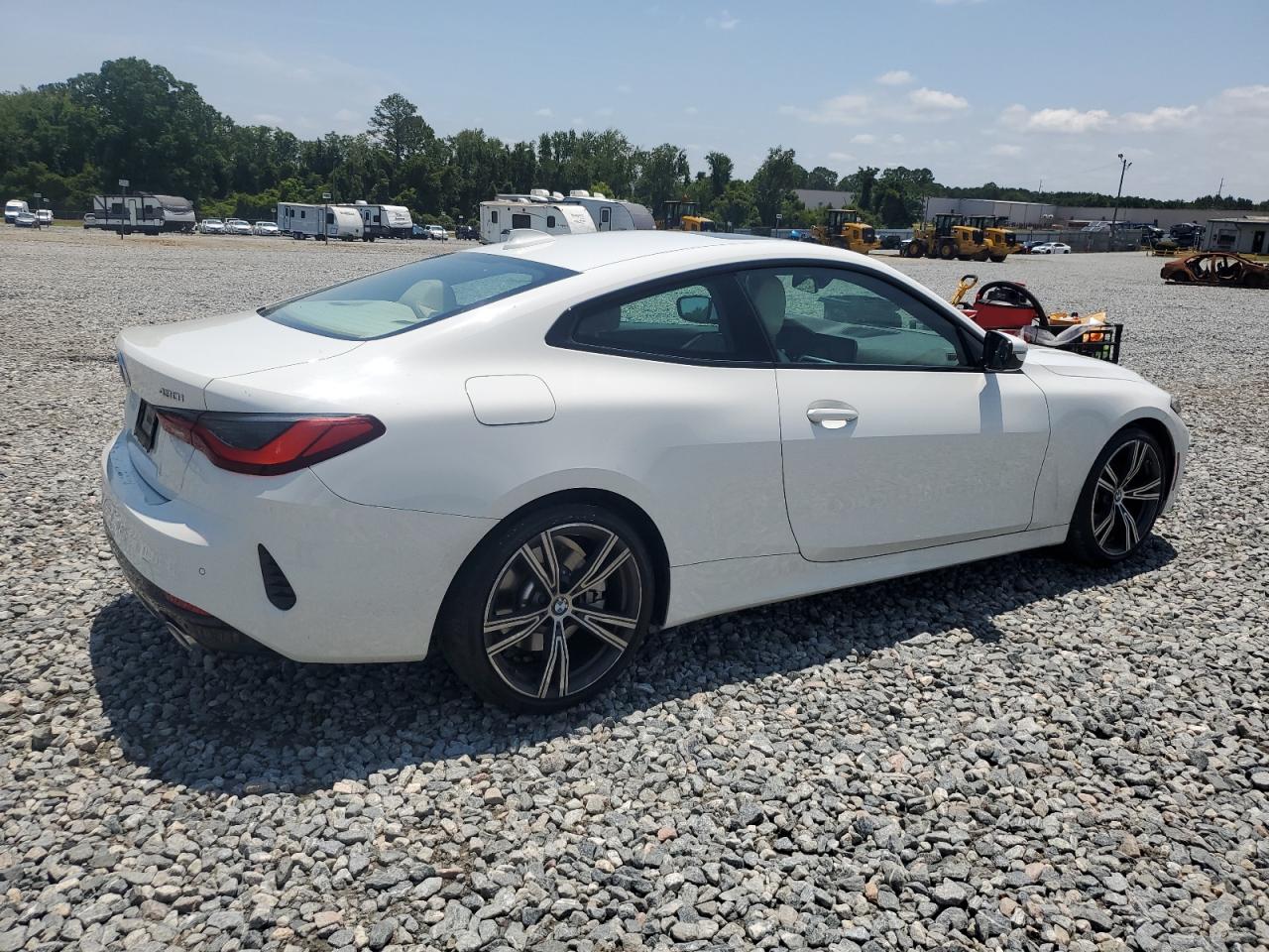 BMW 4 SERIES 2021 VIN WBA53AP06MCF75894 photo 3
