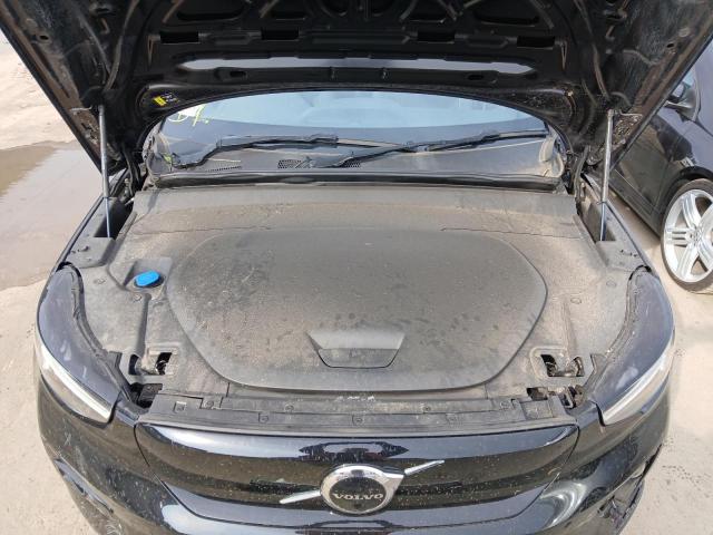 2022 VOLVO C40 TWIN PRO