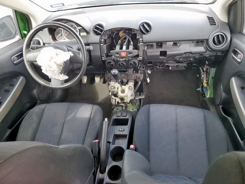  MAZDA 2 2013 Green