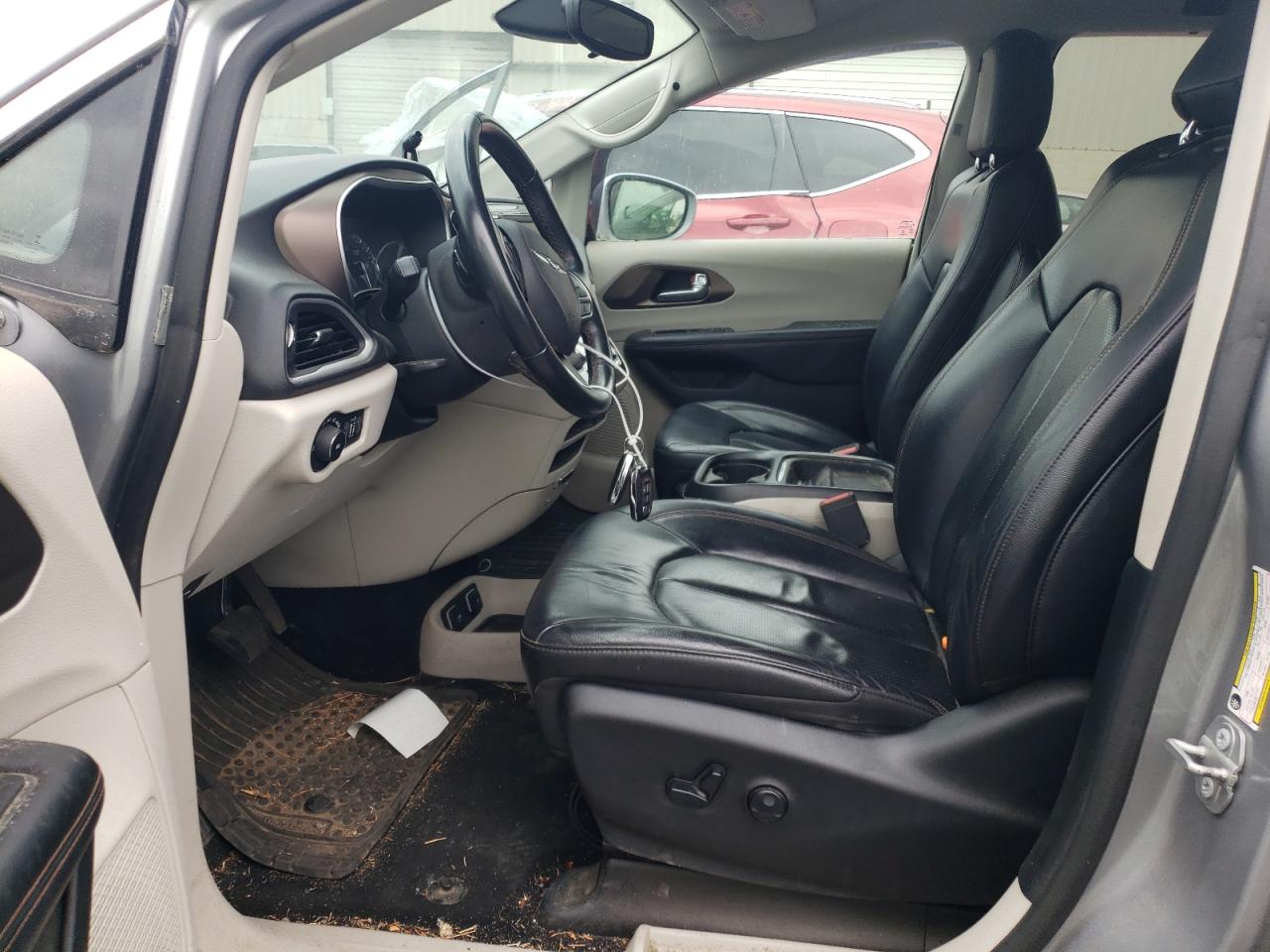 2018 Chrysler Pacifica Touring L VIN: 2C4RC1BG4JR290488 Lot: 60935185