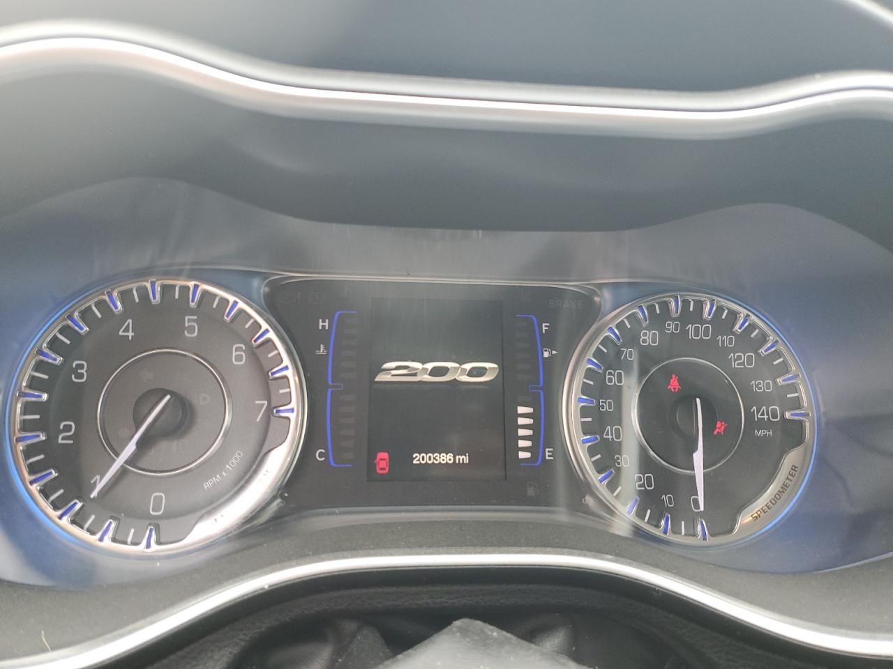 2015 Chrysler 200 Limited VIN: 1C3CCCAB6FN656032 Lot: 59920945