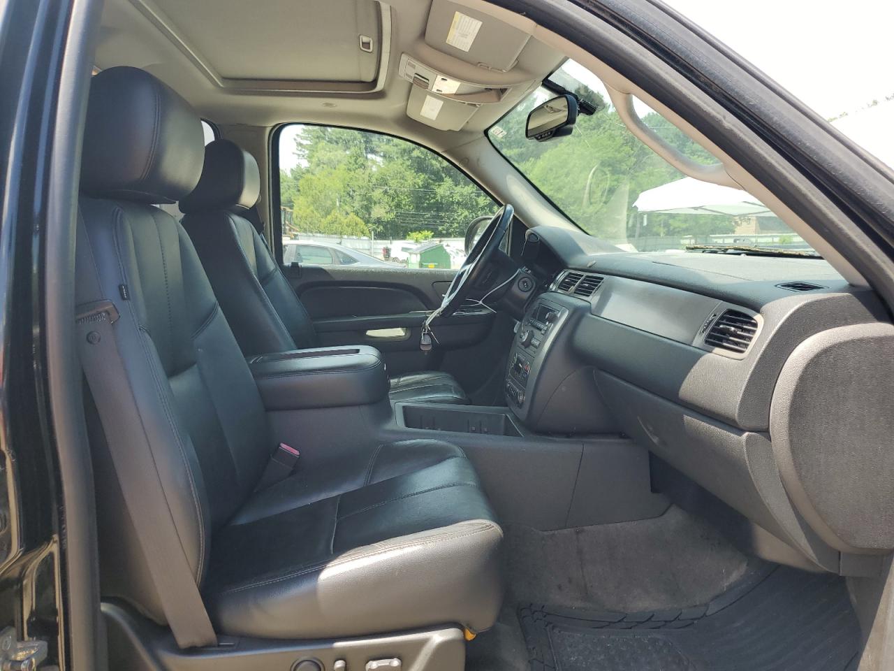 2010 Chevrolet Tahoe K1500 Lt VIN: 1GNUKBE00AR164451 Lot: 60831595