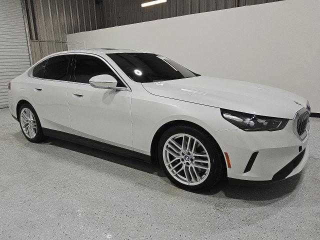  BMW 5 SERIES 2024 White