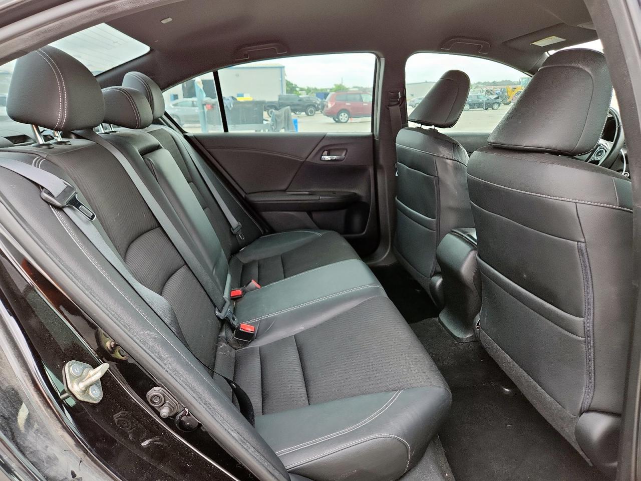 1HGCR2F6XHA141434 HONDA ACCORD 2017