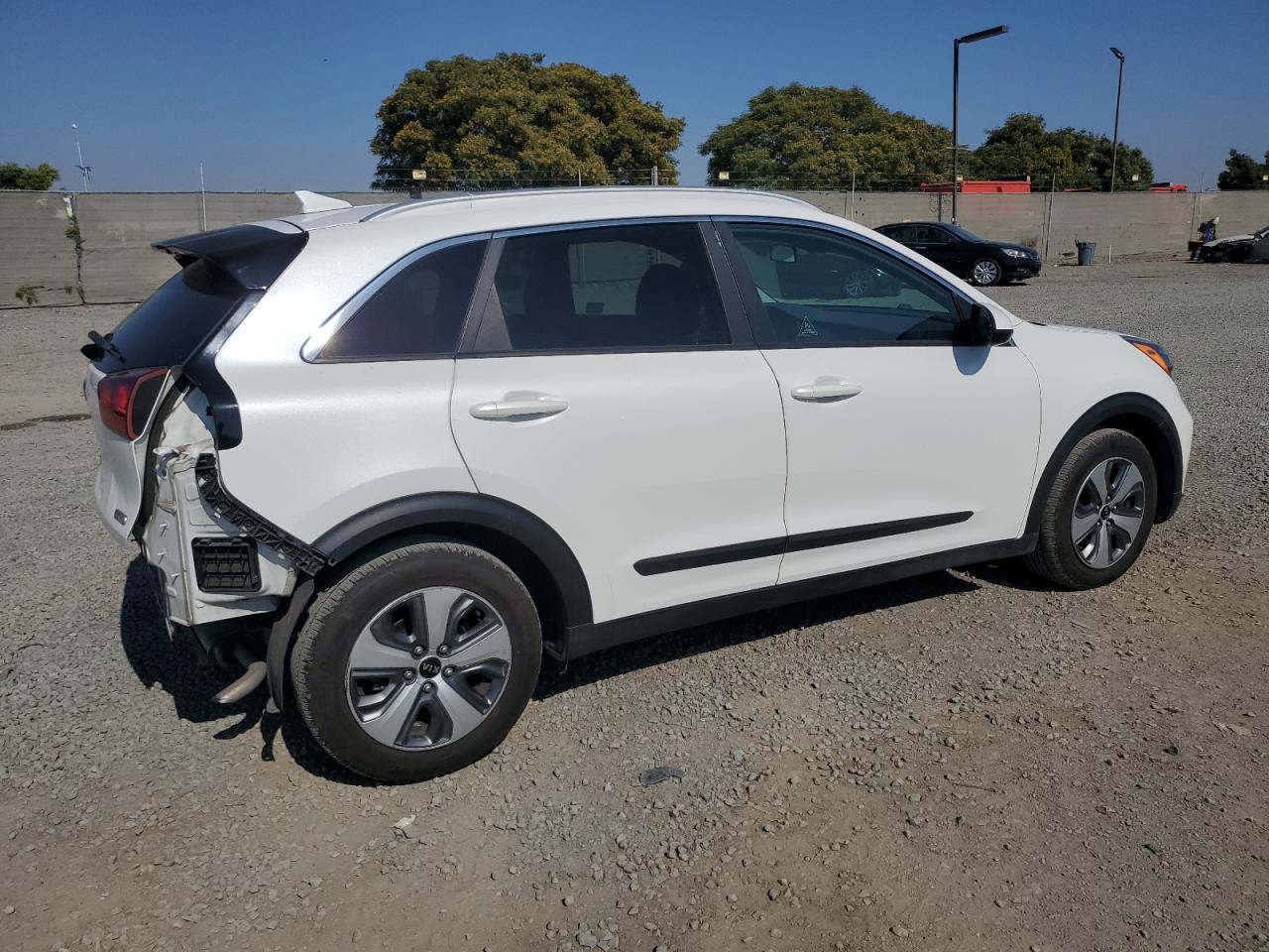 2020 Kia Niro Lx VIN: KNDCB3LC8L5370487 Lot: 62608305