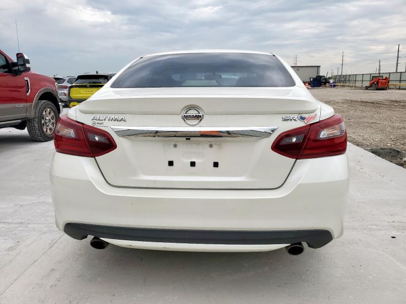  NISSAN ALTIMA 2017 White