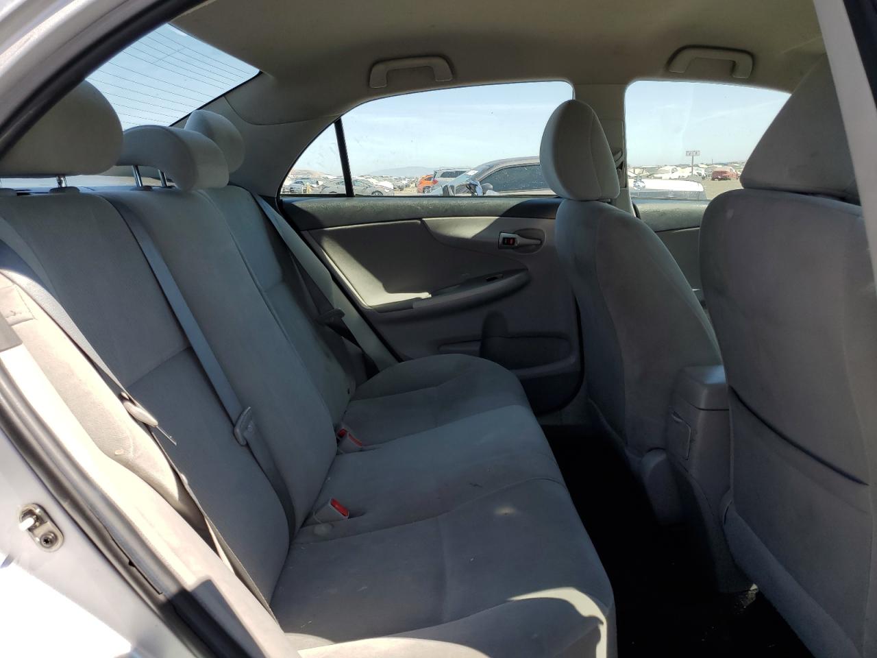 TOYOTA COROLLA 2012 VIN 2T1BU4EE6CC806881 фото 10