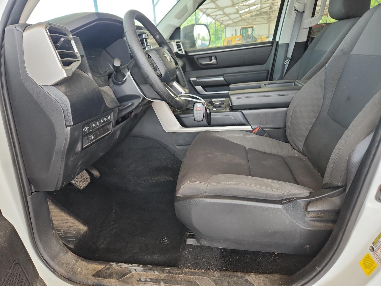 2024 Toyota Tundra Crewmax Sr VIN: 5TFLA5DB2RX173798 Lot: 60619335