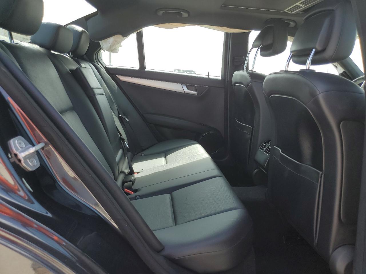 2013 Mercedes-Benz C 300 4Matic VIN: WDDGF8AB0DR287004 Lot: 63068595