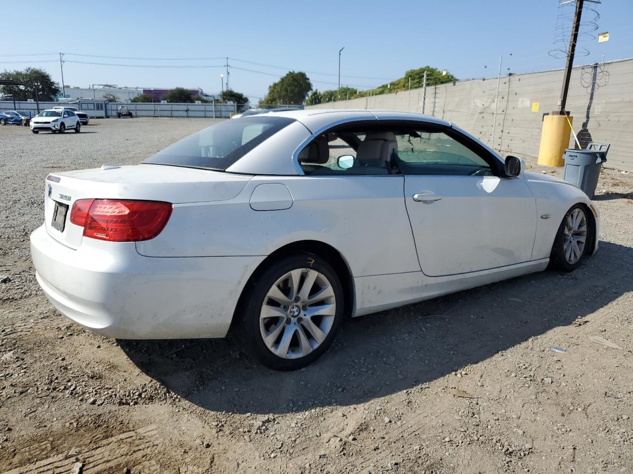 BMW 3 SERIES 2011 VIN WBADW7C55BE544982 zdjęcie 3