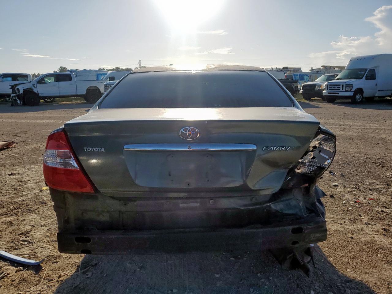 TOYOTA CAMRY 2002 VIN 4T1BE32KX2U613048 photo 6