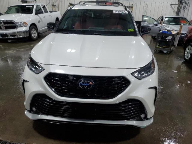  TOYOTA HIGHLANDER 2021 Biały