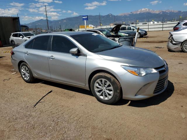  TOYOTA CAMRY 2017 Серебристый