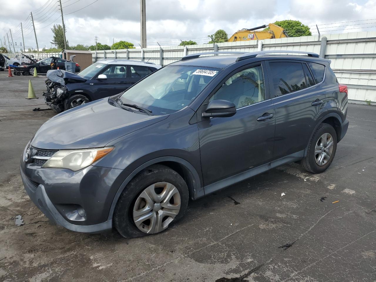 2014 Toyota Rav4 Le for Sale in Miami, FL - Front End