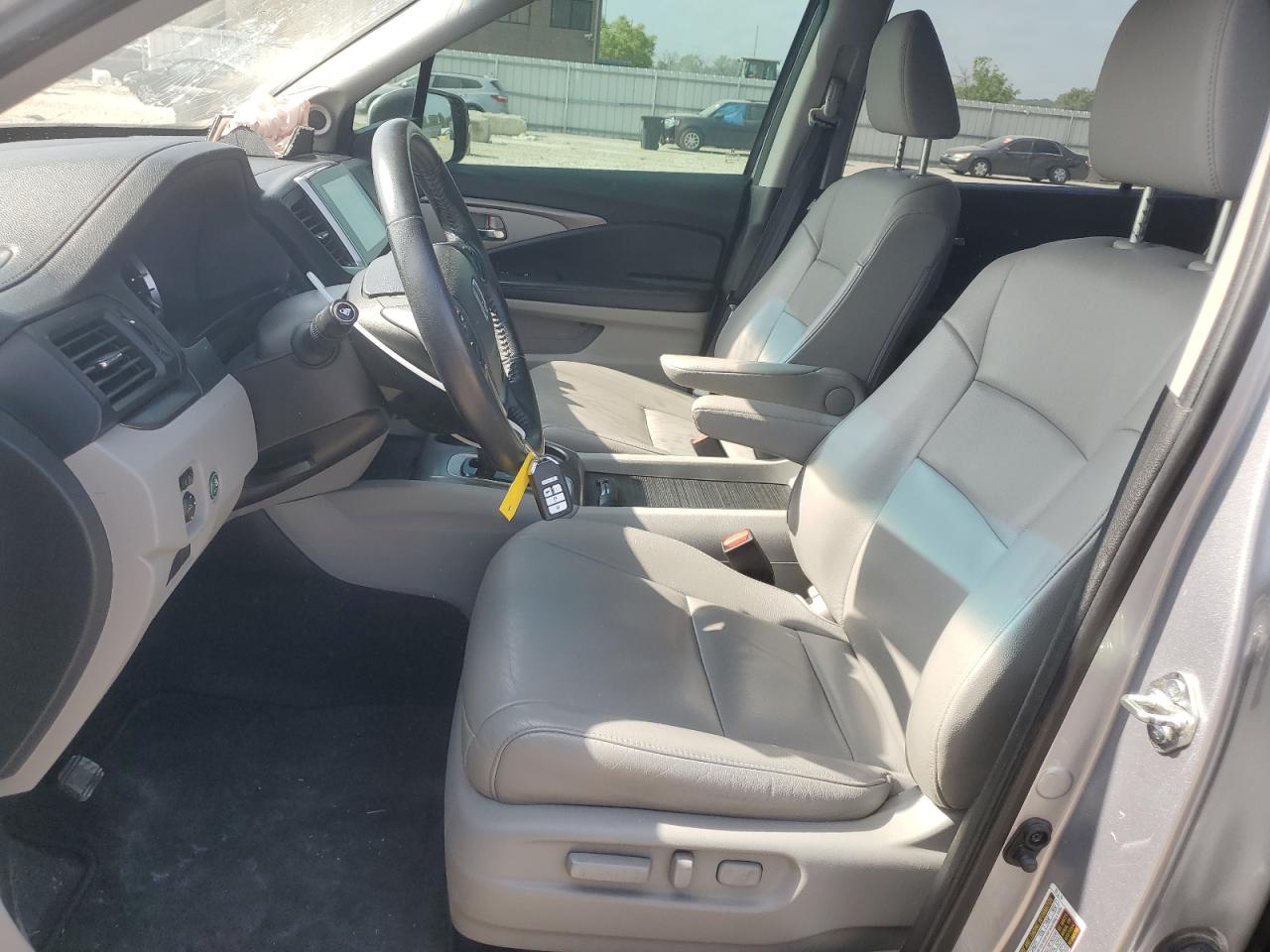 5FNYF6H55GB020860 HONDA PILOT 2016